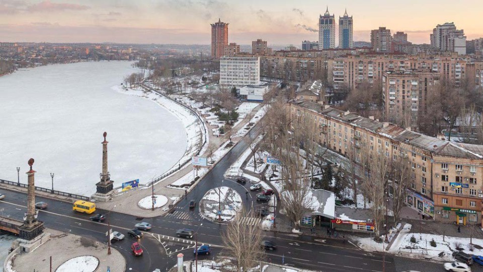 GP---Donetskiy-e`nergozavod---nachal-vyipuskat-kommunalnuyu-tehniku-1.jpg